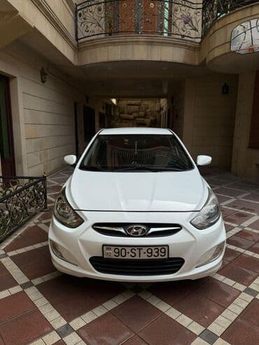 тойота камри 2012 цена: Hyundai Accent sedan – ağ rəng, 4 qapı, şəhər üçün rahat və ekonomik — 8