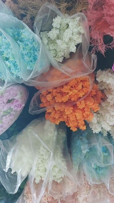 pul gulu cicek aciyor: Süni yaşıl bitki bəzəkləri – interyer və tədbirlər üçün dekorativ — 12