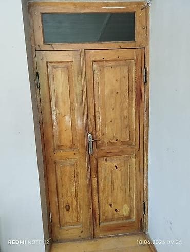2107 qapi: Taxta ikiqanadlı otaq qapısı - Material: tam taxta (təbii ağac — 1