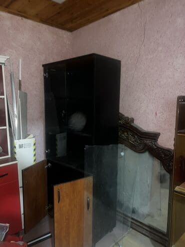 Оборудование для производства: Стеклянная витрина-шкаф — 6