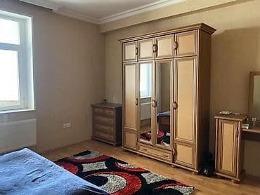 Yataq otağı mebel dəsti Çarpayı + Dolab + Tumba + güzgülü komod + — 2