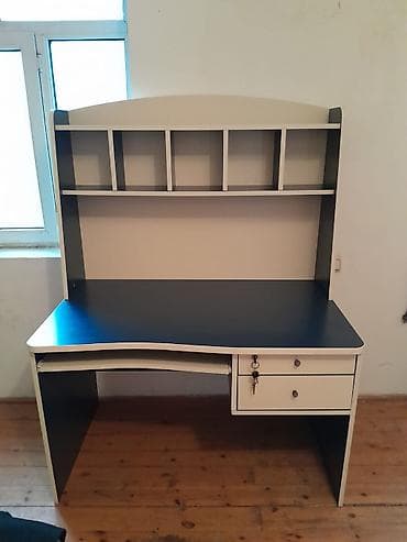 ikinci el mebel: Fatime54Yazı masasi 100 AZN unvan bineqedi F 54 5052 — 1