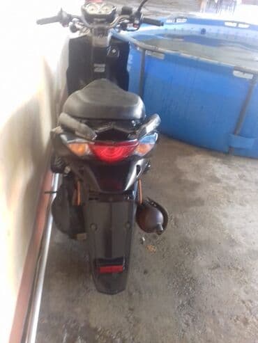 ceşqa fara: Kymco skuter – şəhər içi sürüş üçün praktik və qənaətcil model — 1