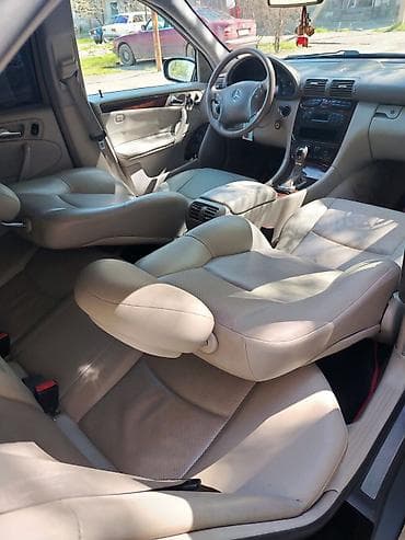 diski teker alemi: Mercedes-Benz C-Class: 1.8 l | Sedan — 7