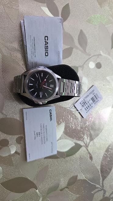 Yeni, Qol saatı, Casio, rəng - Gümüşü