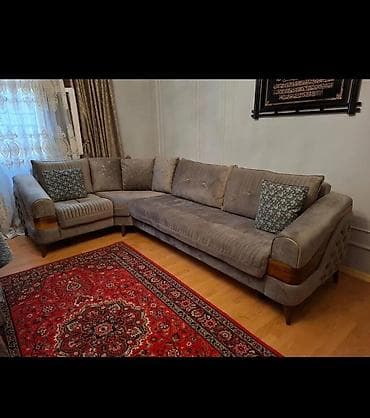Ev və bağ: Vusqa2Kunc divan satilir 600 azn açılır bazalidi olcu 2/3 unvan — 1