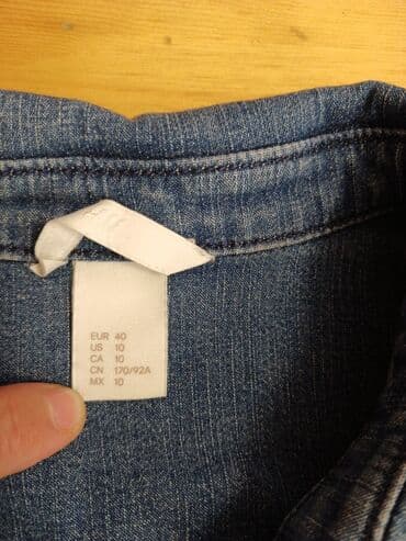 3 düymə köynək: Qiz ucun cins koynek H&M brendidi s.m.l razmere uygundu — 3