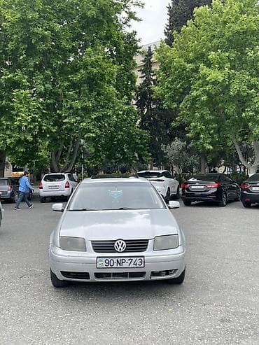 renault megane kreditle: Volkswagen Jetta: 2 l | 2003 il Sedan — 4