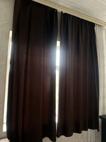 Kasalar: Qalın pərdə dəsti - Komplekt: 2 ədəd tünd qəhvəyi qalın pərdə, 2 ədəd — 2