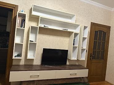 kitab refi: 2.40 sm kamod 2 m tv stend Açıq krem rəngdə qonaq otağı üçün mebel — 4