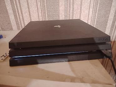 PlayStation 4 Pro oyun konsolu - Model: PS4 Pro (CUH seriyası, 3 qat