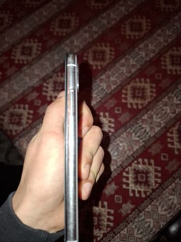 Subaru: IPhone X, Серебристый, Face ID — 4