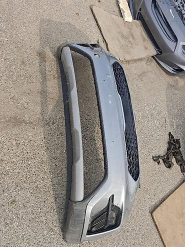 Avtomobil ön bamperi - Rəng: boz/metalik - Material: plastik -