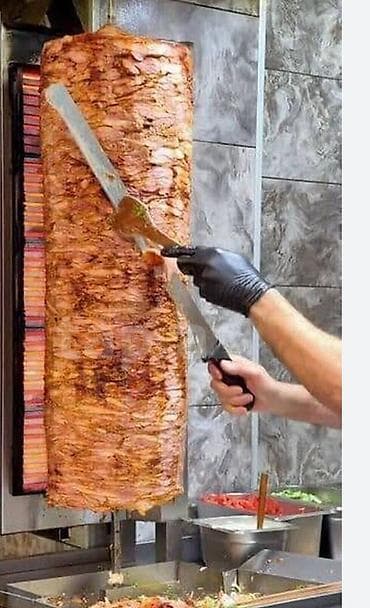 Aşpaz köməkçisi, Kişi, 20 yaş