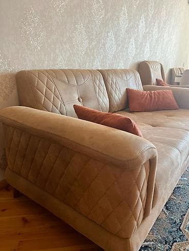 İşlənmiş, Klassik divan, Qonaq otağı üçün, Açılan, İtaliya — 2