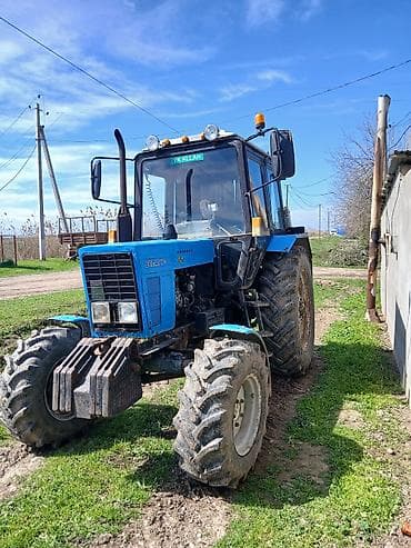 Aksesuarlar və tüninq: Traktor Beylaqan rayonundadi.Mtz 82di karopkasin 10 yigmisam tekerler — 1