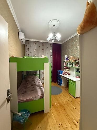 xirdalanda ev: 4 otaqlı həyət evi - Plan: 2 ayrı yataq otağı, san/qovşaqlı vanna — 4