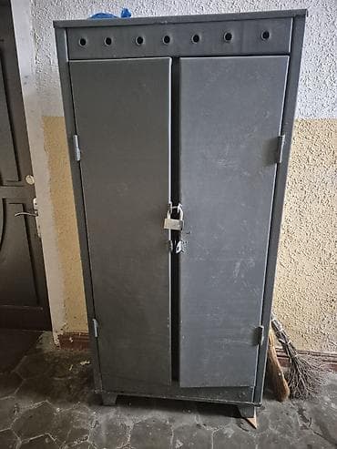 Metall şkaf – kilidli, ikiqapılı - Material: qalın metal lalafo.az -da Metall şkaf – kilidli, ikiqapılı - Material: qalın metal