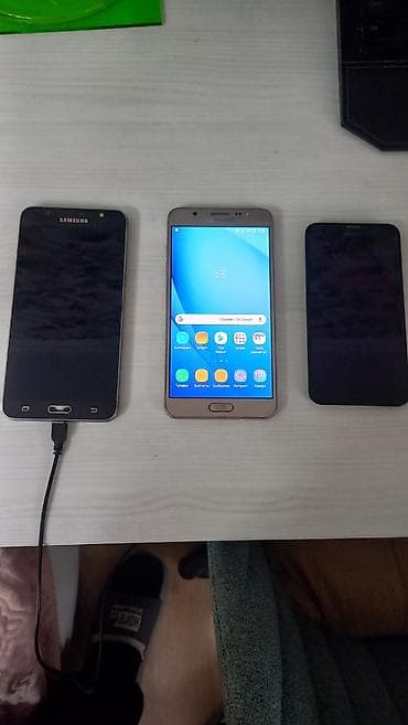 Samsung Galaxy J7