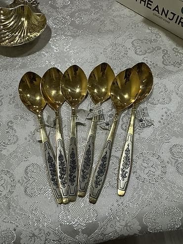 qaşığ: Zərif süfrə üçün metal (gümüş rəng və qızılı tonlarda) servis dəsti — 4