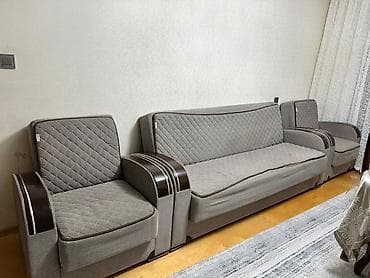 Qonaq otağı üçün yumşaq mebel dəsti
3 üdə birdir tecili satılır