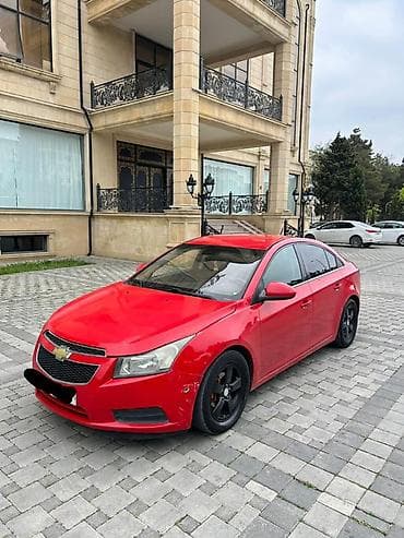 vaz 2107 2004: Chevrolet Cruze sedan - Korpus: 4 qapılı sedan, qırmızı rəng, qara — 1
