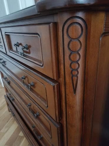 gence ev esyalari: RUMİNİYYA Yataq desti. 750 azn. rumıniya istehsalı. Deste daxildi. 1 — 2