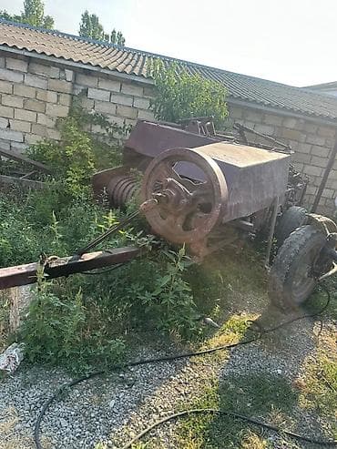 mtz 82 tractor: Kənd təsərrüfatı texnikası dəsti - Traktor: Universal təkərli traktor — 2