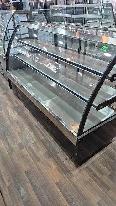 ev soyuduculari: Soyuduculu vitrin – şirniyyat, desert, qəlyanaltı və içkilərin — 1