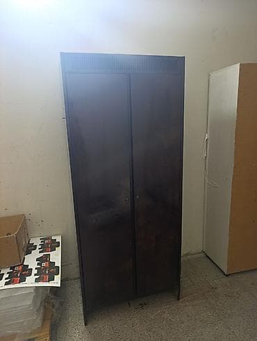 panel aboylar: Metall şkaf – 2 qapılı, havalandırma panjurlu üst hissə ilə — 3