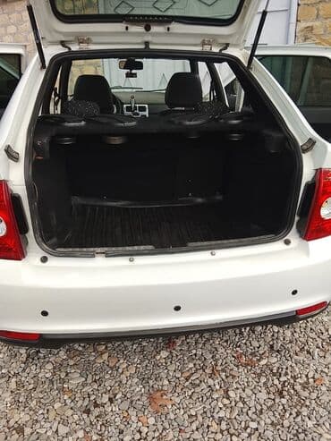 yağış sensoru: İli:2013 maçında heç bir problem yoxdur. Əla vəziyyətdədi. Kondisioner — 3