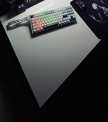 Jedel mexaniki RGB klaviatura 65% ölçü
Yenidən seçilmir qutusu da var