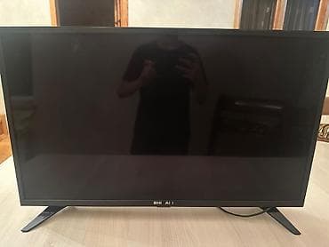 televizor yutublu: SHI AI I LED televizor - Ekran: təxminən 24–28 düym, nazik çərçivə - — 1