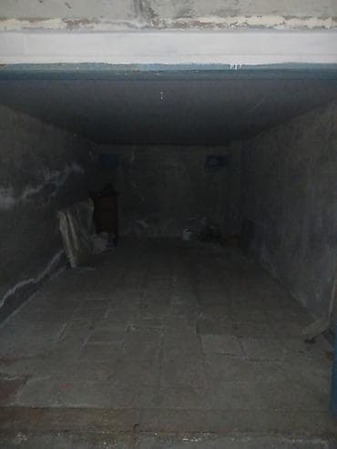 Kirayə verilir – qapalı qaraj / anbar sahəsi Tip: Yerüstü, ayrı tikili — 4