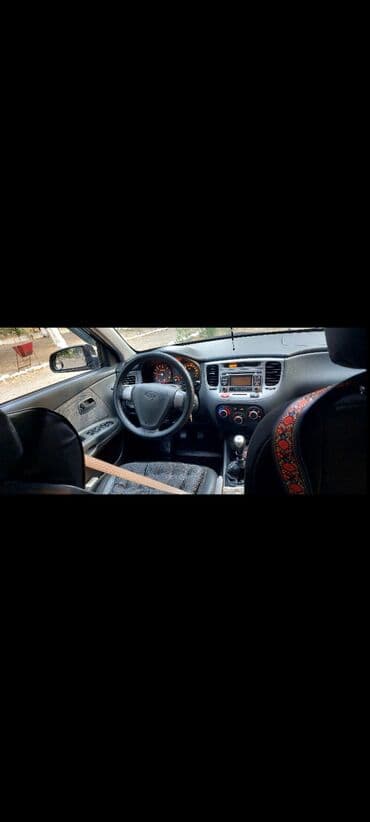 lada kalina 2011: Kia Rio: 1.5 l | 2008 il Hetçbek — 6