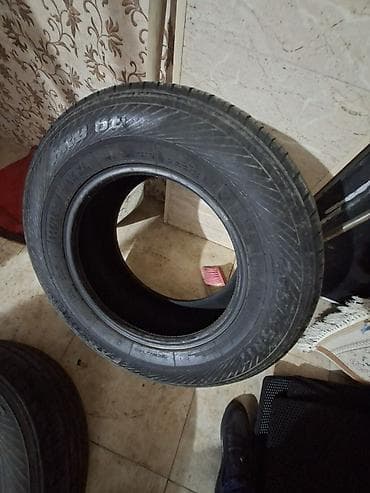 Su nəqliyyatı: Şin 265 / 65 / R 17 — 6