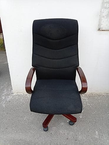 Ofis kresloları satılır. Her biri ideal veziyyetdedir.Qiymet 35 — 5