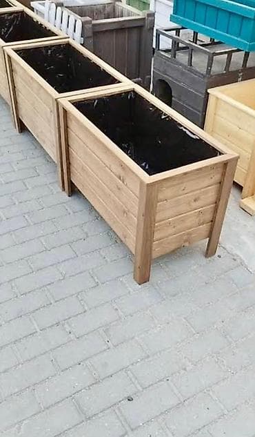 goz muncuğu: • Təbii ağacdan hazırlanmış, davamlı və möhkəm taxta dipcək. • Ev — 2