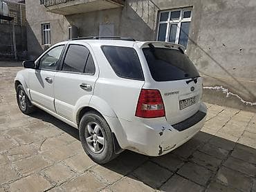 Su nəqliyyatı: Kia Sorento: 3.8 l | 2008 il Krossover — 5