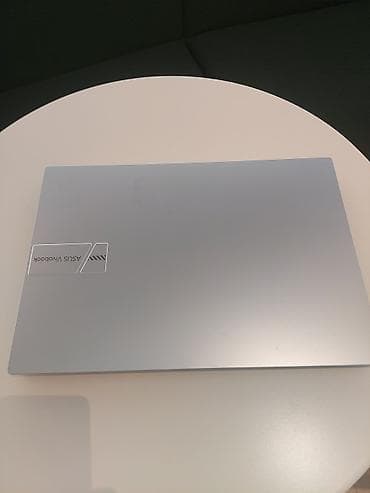 notbuk satisi: ASUS Vivobook – yüngül və güclü gündəlik noutbuk - Model: ASUS — 4