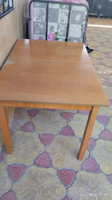 стол дизайнерский: Mətbəx masası, Açılmayan, Taxta, Dördbucaq masa — 2