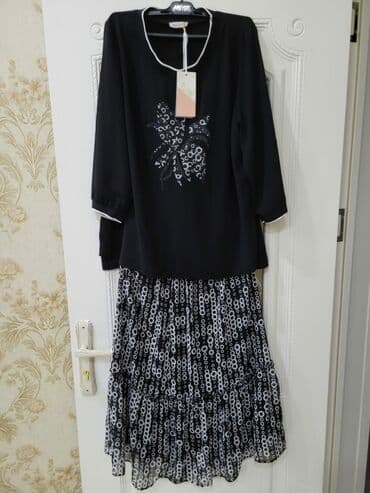 костюм человека паука бишкек: Kostyum, yubkası şfondur. Ölçüsü 46. Şəhərdən alınıb 120 AZN. Ölçüsü — 2