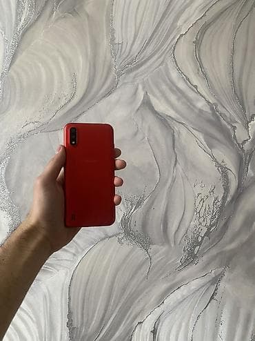 iphone telefon: Samsung Galaxy A01, 32 GB — 2