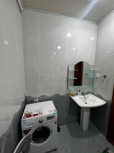 bine qesebesinde ev: Ev temirlidir, tam ewyali verilir ve bezi ewyalar yenilenib. Binada — 12