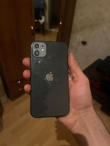 ipad pro m5: IPhone 11, 64 GB, Qara, Face ID — 4