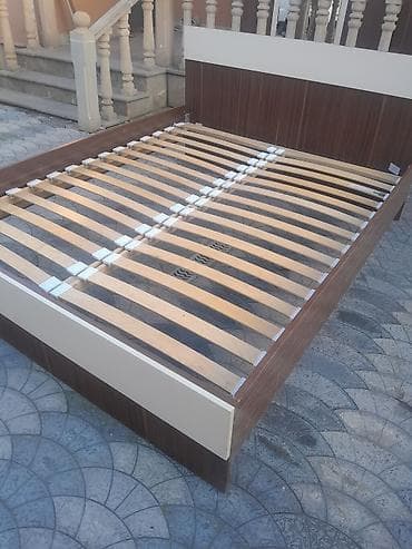 qapi icliyi: İkinəfərlik çarpayı — 2