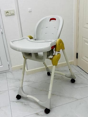 Yemək masaları, oturacaqları: Mamalove mexsus yemek masasi Hem balaca hem boyuk boy olur Ust hissesi — 8