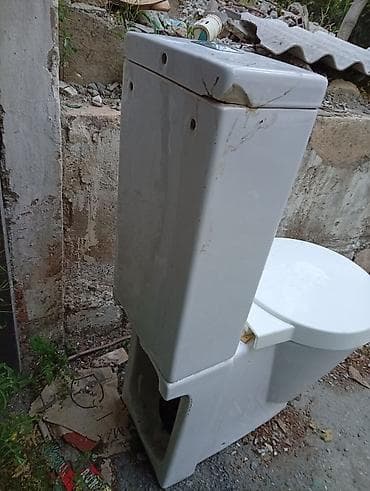 Monoblok unitaz, ağ keramika korpuslu. - Üstdən düyməli su bakı ilə — 4