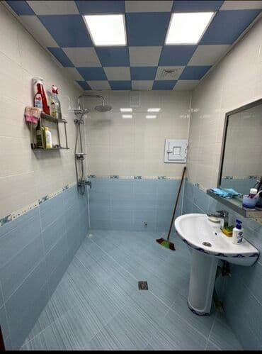 продаю 1 комнатную квартиру: 8-ой километр, 3 комнаты, Новостройка, м. Халглар Достлугу, 105 м² — 3