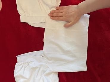 Ağ rəngli qısa top – kvadrat dekolte və həcimli puff qol detallı — 4